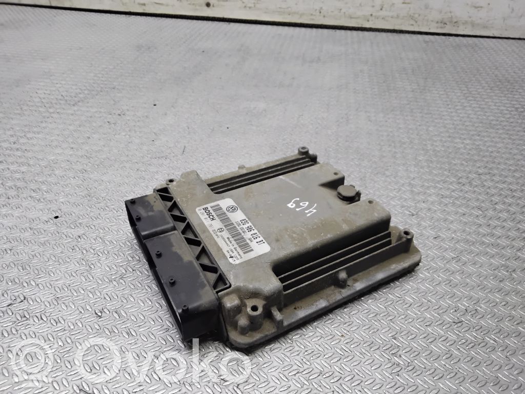 Volkswagen Touran I Unitate/modul de control motor 