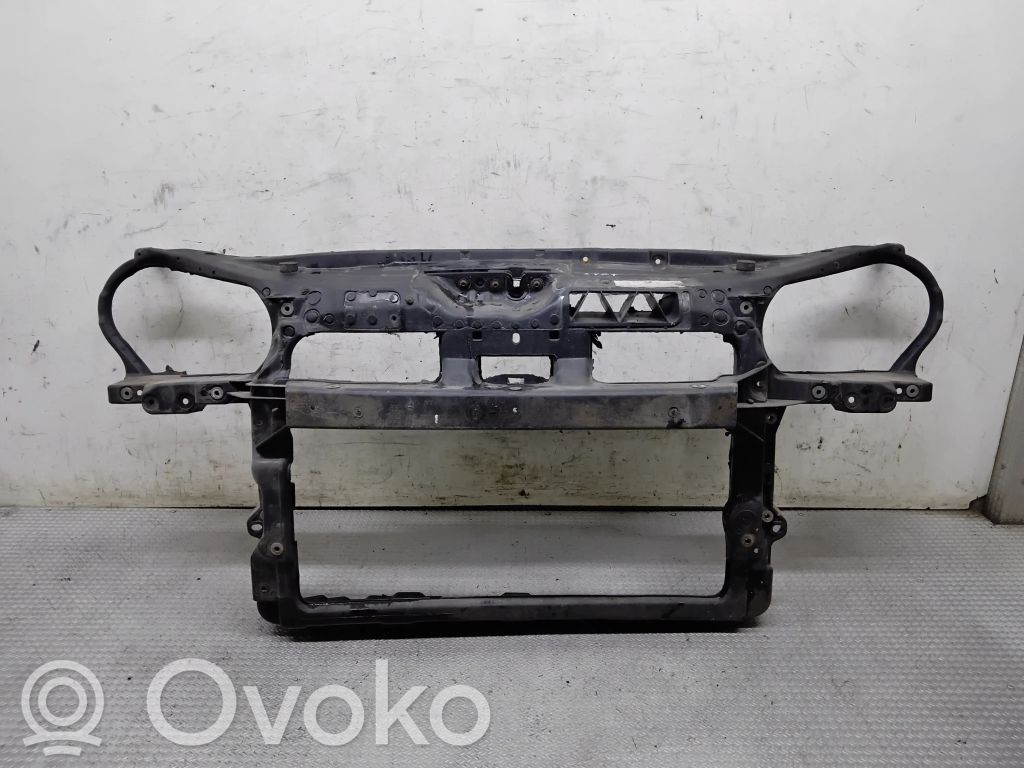 Панель радиаторов   6Q0805588B