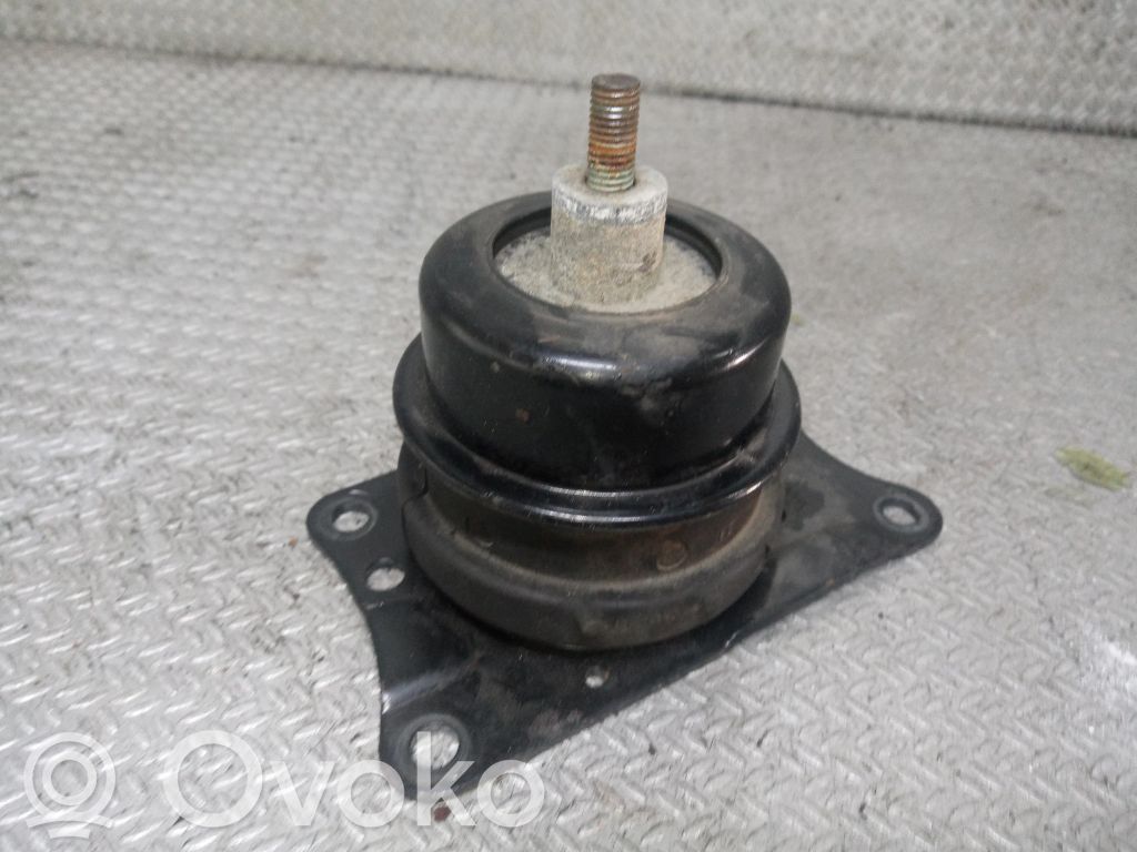 Ford S-MAX Engine mount bracket 