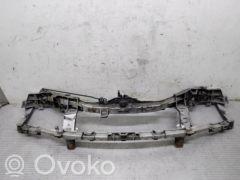 Ford Focus Radiatoru paneļa augšējā daļa (televizors) 