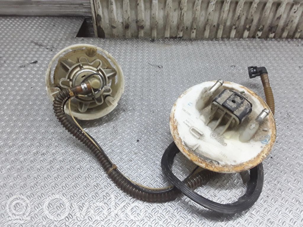 Audi A6 S6 C5 4B Bomba interna de combustible 