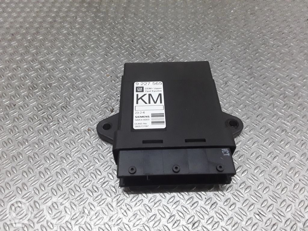 Opel Vectra C Door control unit/module 