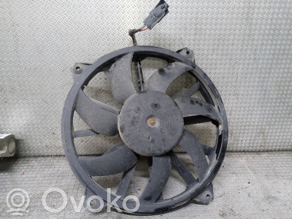Citroen C4 I Elektrisks radiatoru ventilators 