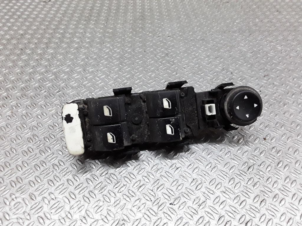 Citroen C4 I Electric window control switch 