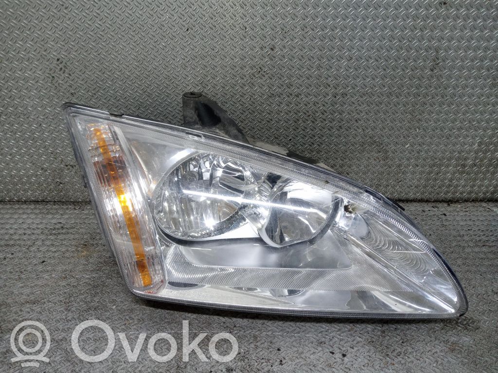 Ford Focus Headlight/headlamp 