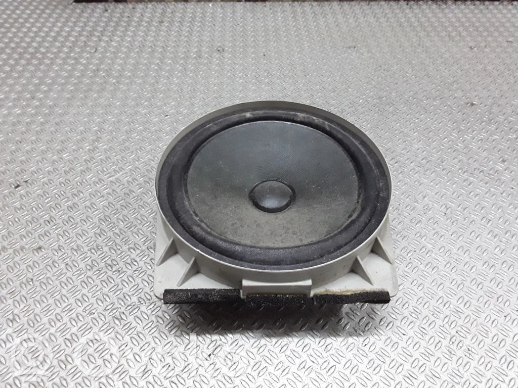 Honda FR-V Altavoz de la puerta delantera 