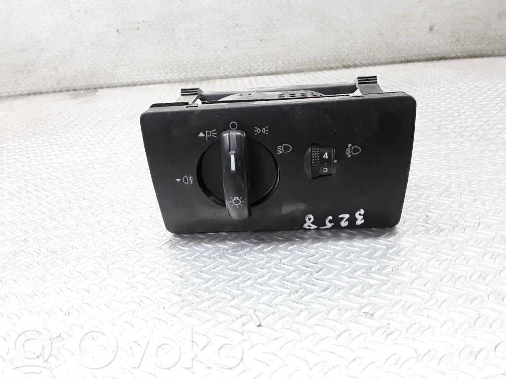 Ford Mondeo Mk III Light switch 