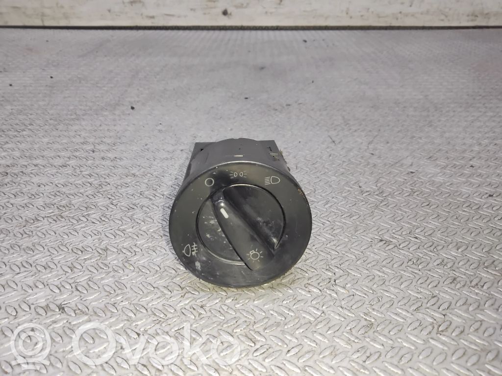 Volkswagen New Beetle Interruptor de luz 