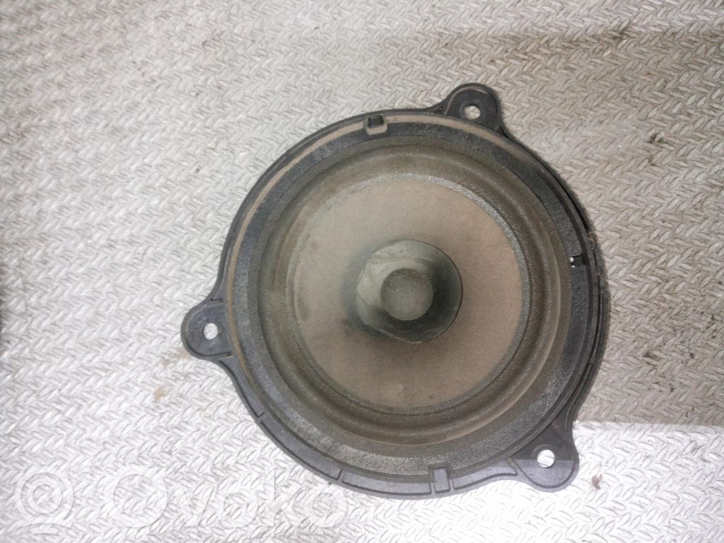 Altavoz de la puerta trasera   7606500454