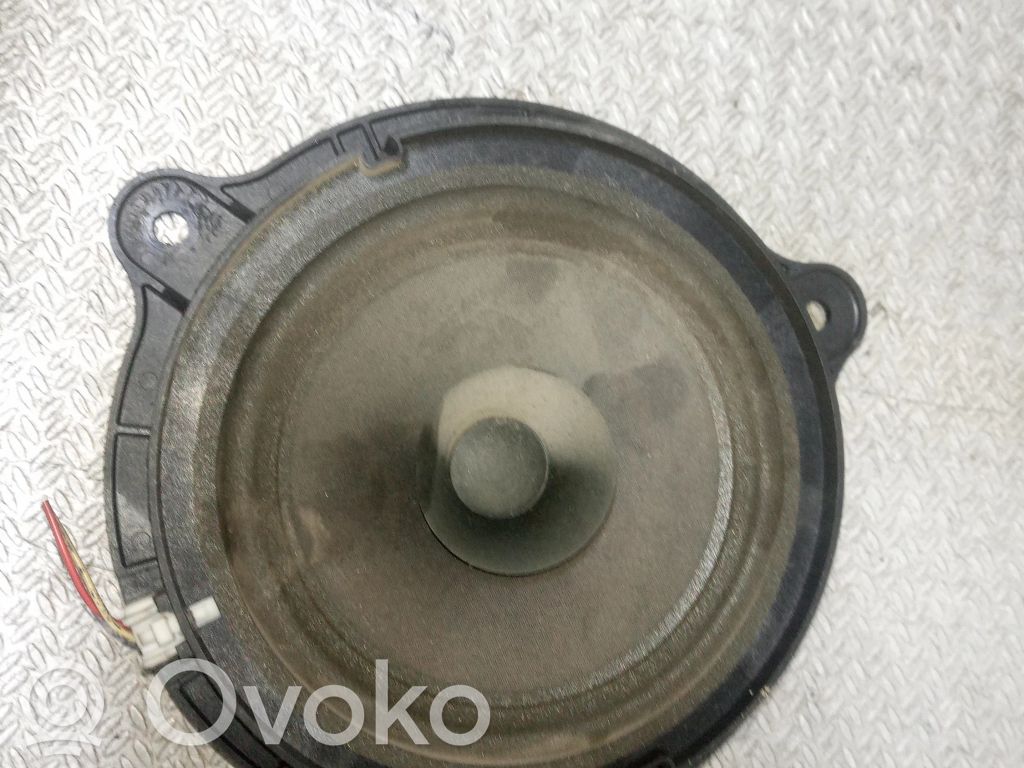 Takaoven kaiutin   28156AV700