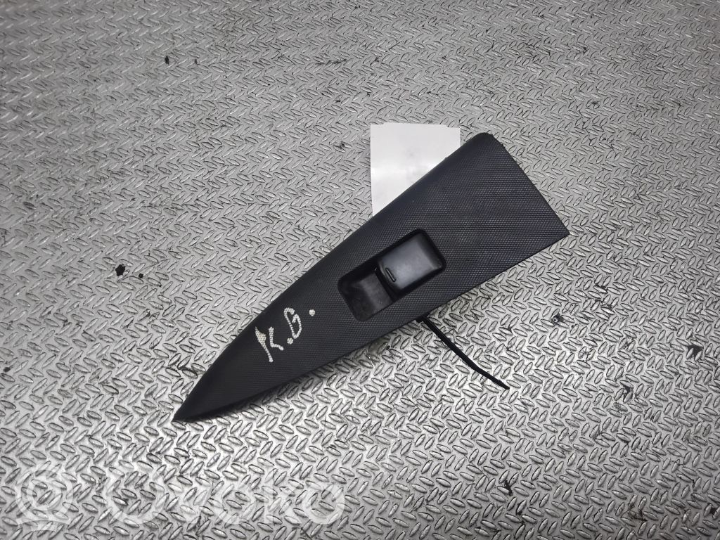 Nissan Note (E11) Electric window control switch 