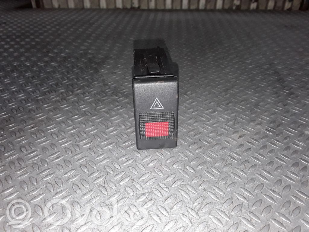 Audi A4 S4 B5 8D Hazard light switch 