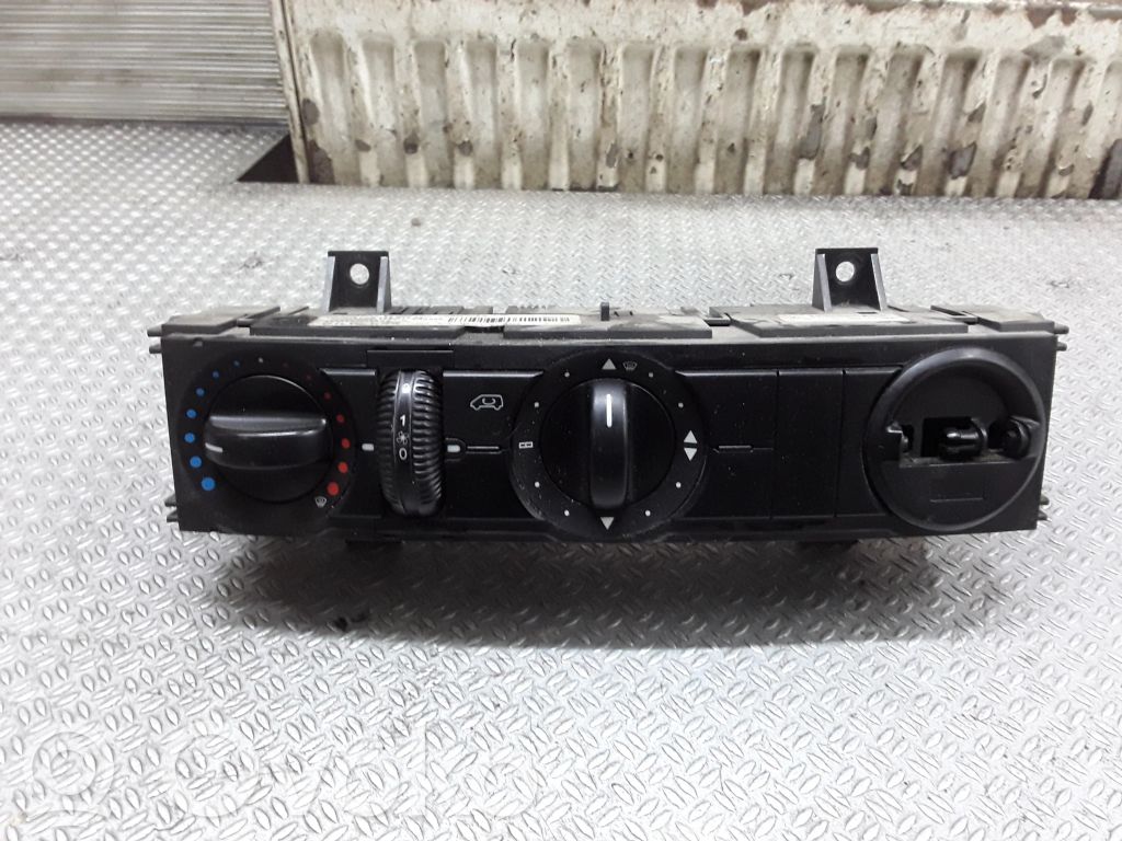 Mercedes-Benz Sprinter W906 Unidad de control climatización 