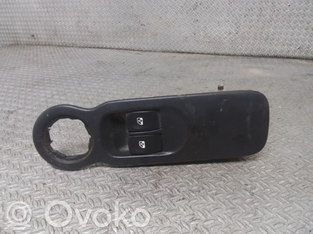 Renault Modus Electric window control switch 