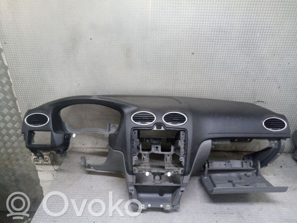 Dashboard   4M5XA04305