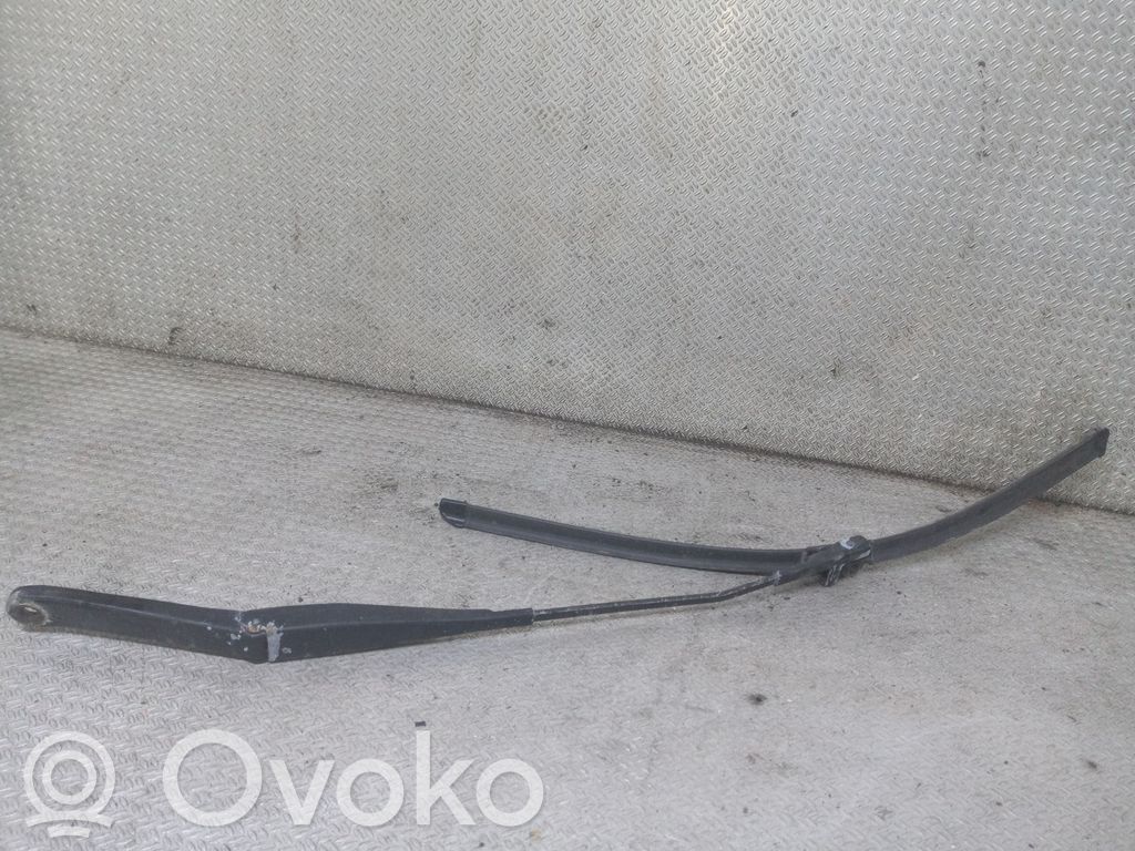 Ford Focus Windshield/front glass wiper blade 