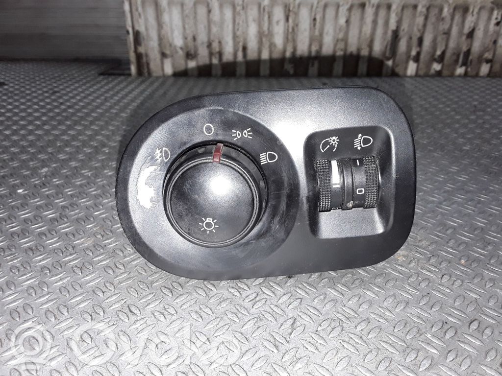 Lichtschalter   5P1941431BS