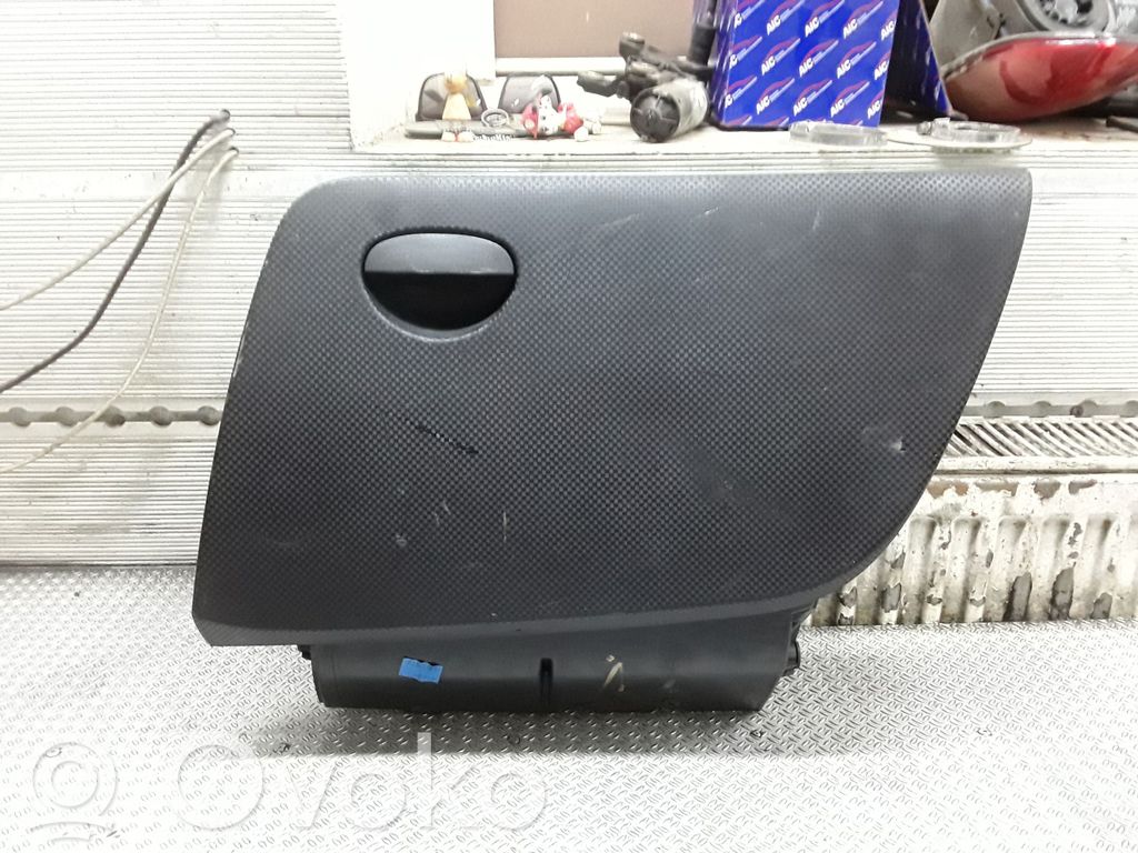 Seat Altea XL Daiktadėžės (bordačioko) komplektas 