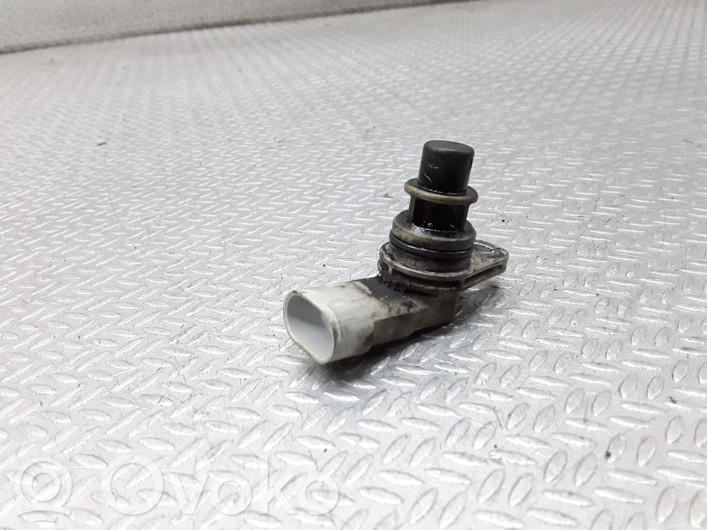 Opel Corsa D Camshaft position sensor 