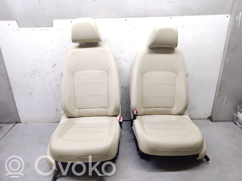 Interior set