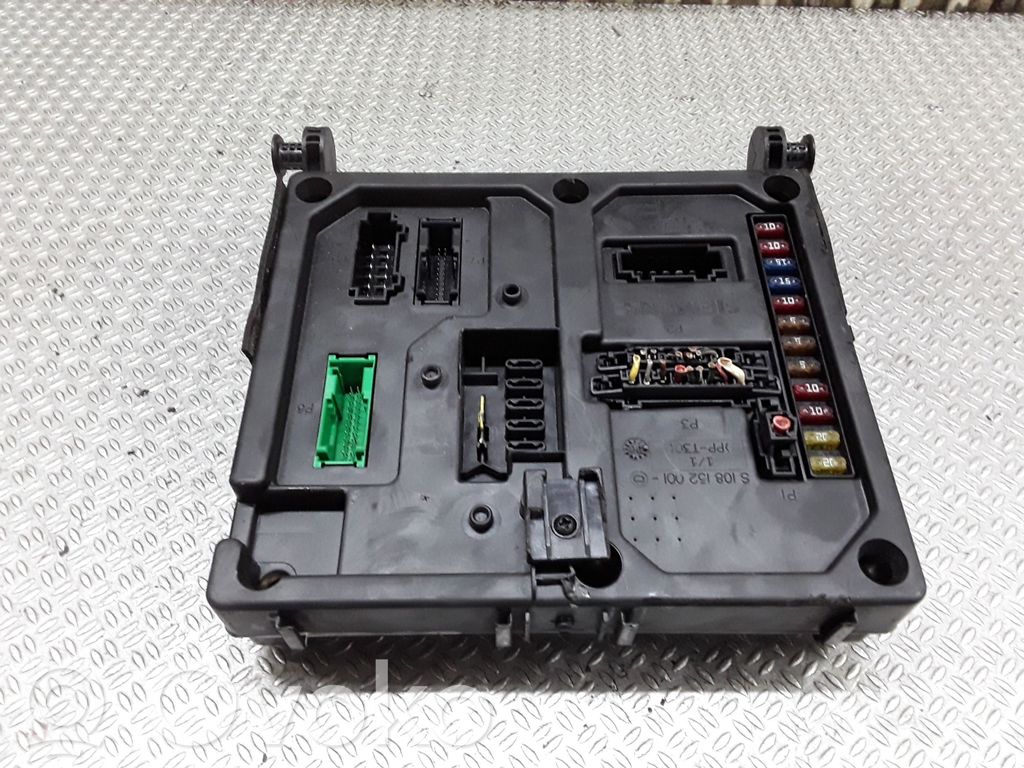 Fuse module   7M3962258L