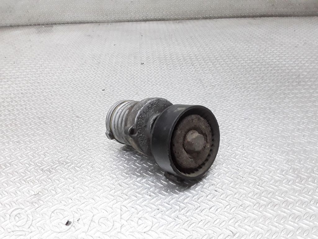 Volkswagen Caddy Diržo įtempėjas 