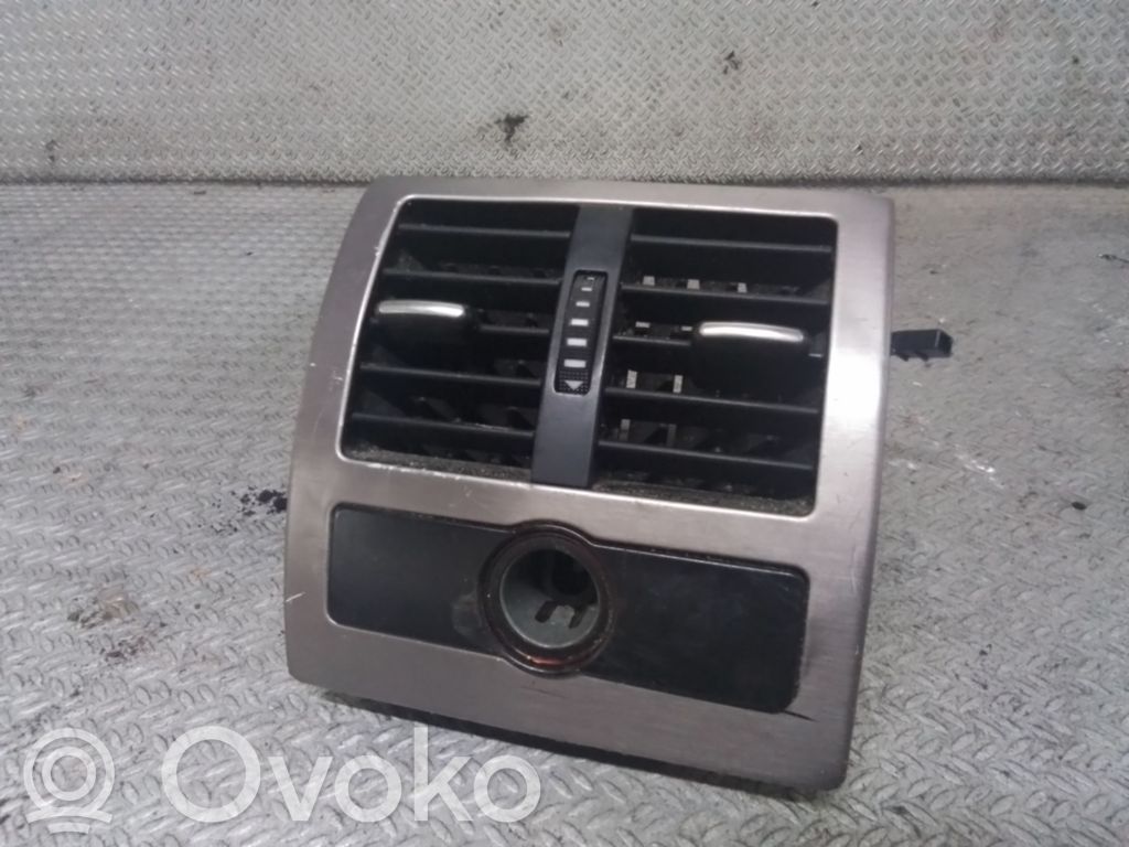Rejilla de ventilación trasera   4B0815743