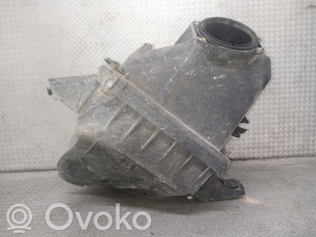 Volkswagen PASSAT B5 Luftfilterkasten 