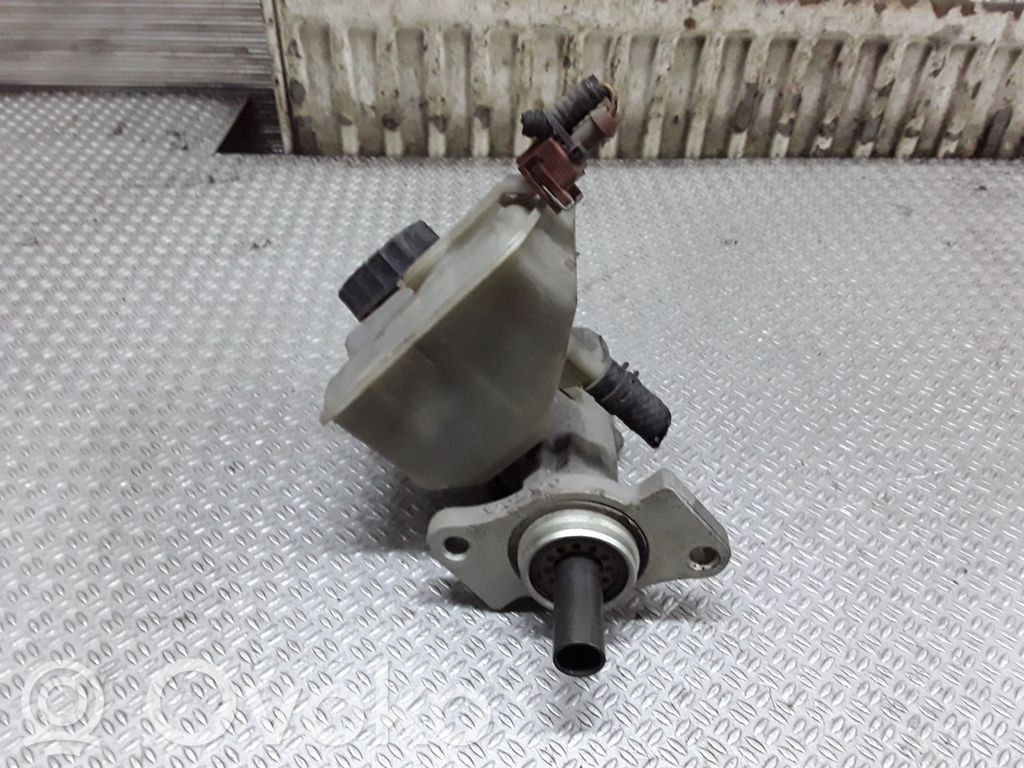 Master brake cylinder   03350884532