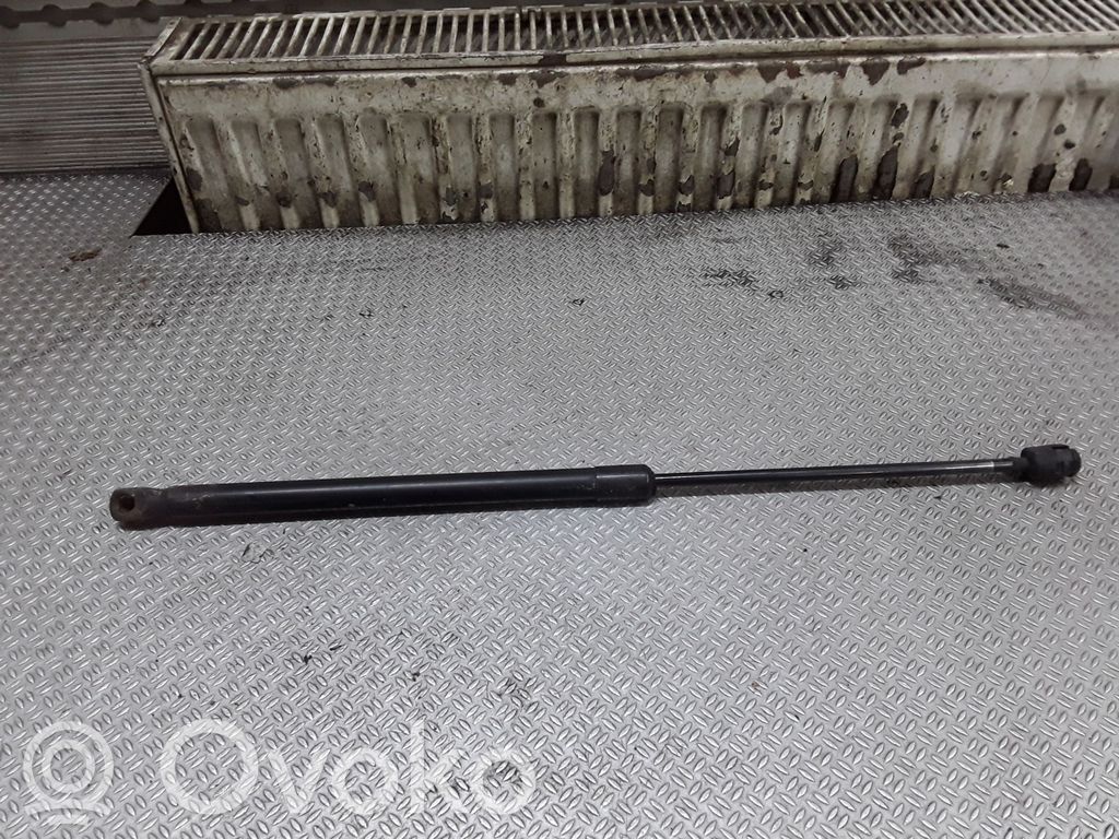 Audi A2 Tailgate/trunk strut/damper 