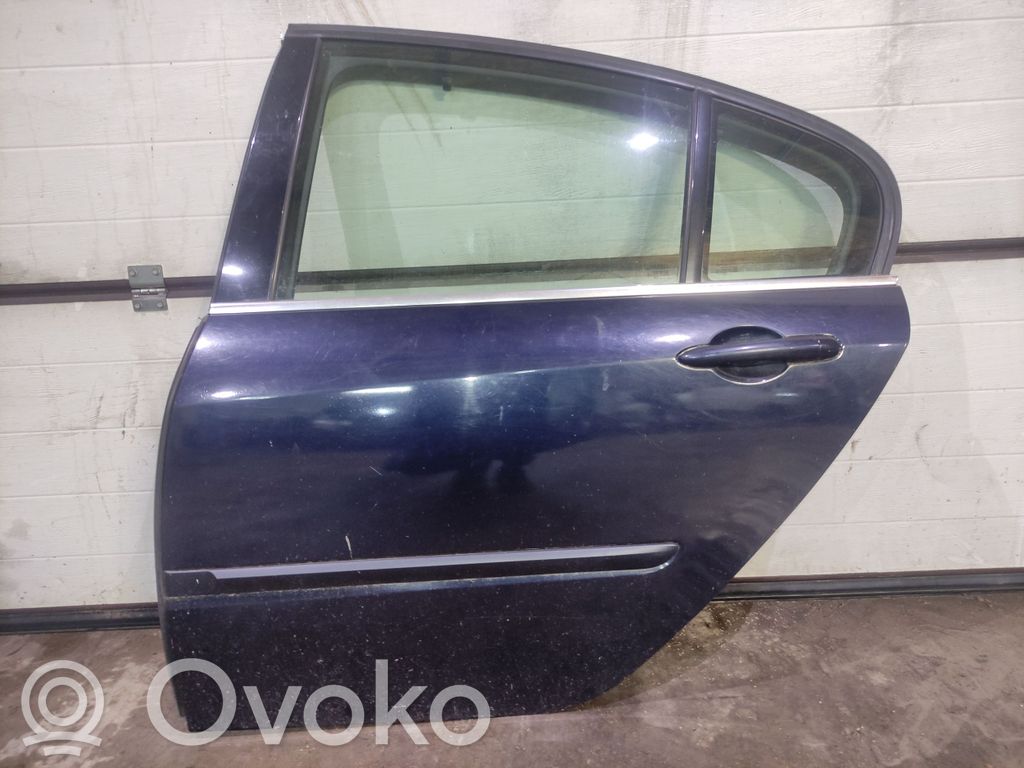 Rear door