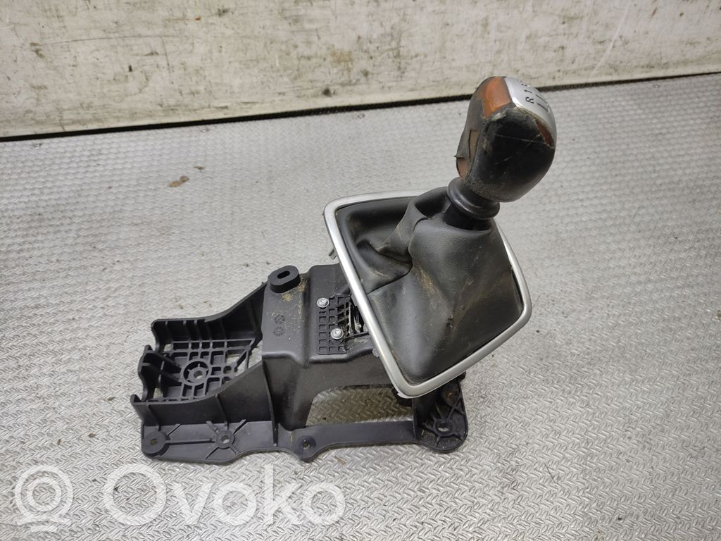 Renault Laguna III Lewarek zmiany biegów / górny 