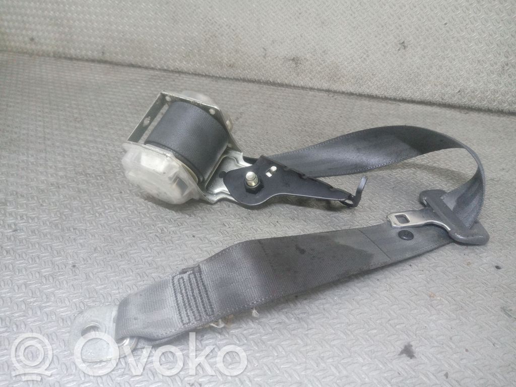 Toyota Prius (XW20) Cinturón trasero 