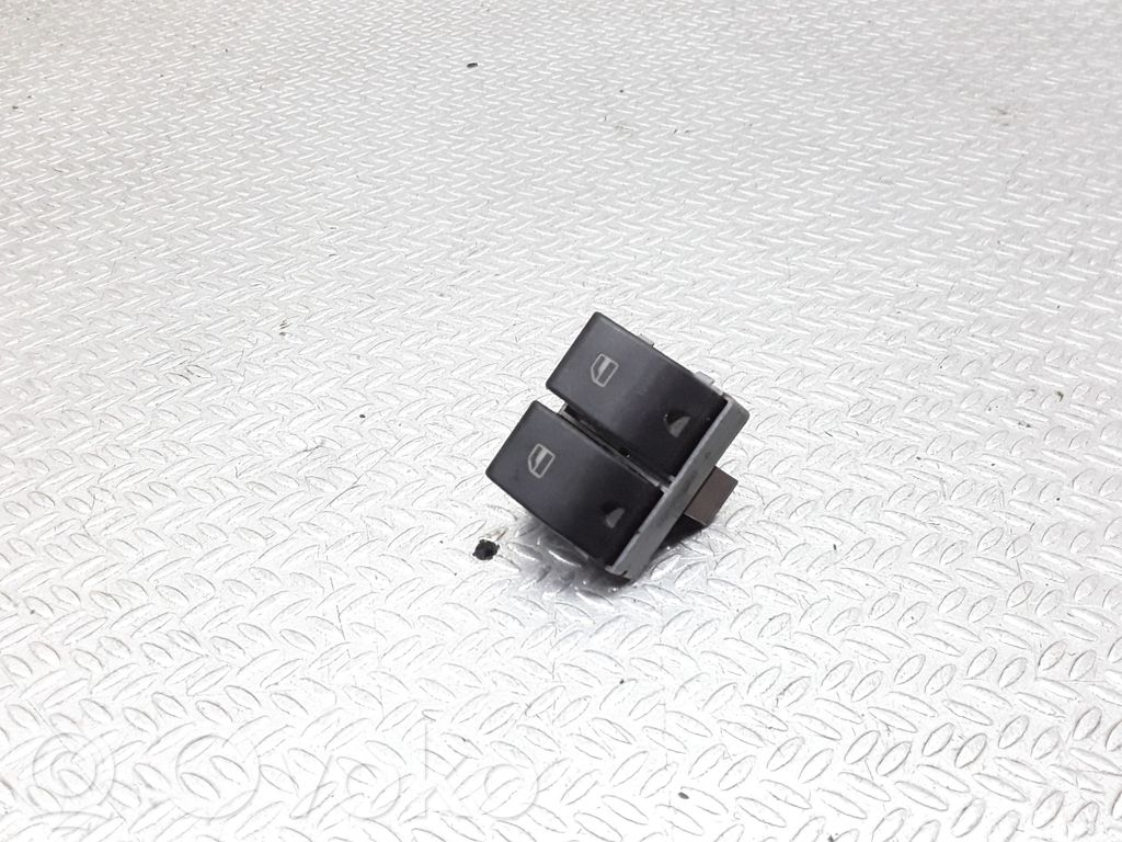 Seat Cordoba (6L) Przyciski szyb 