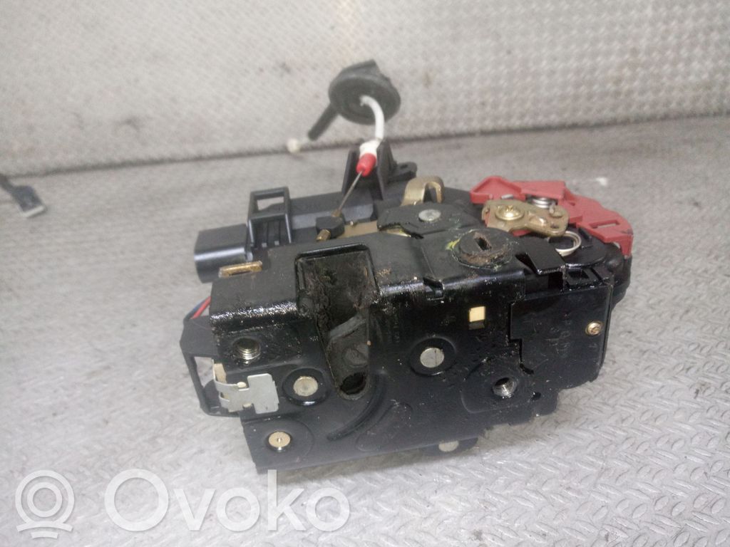 Audi A2 Galinių durų spyna 