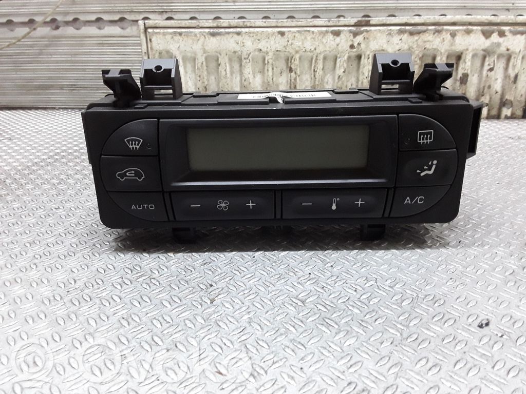 Citroen C3 Climate control unit 