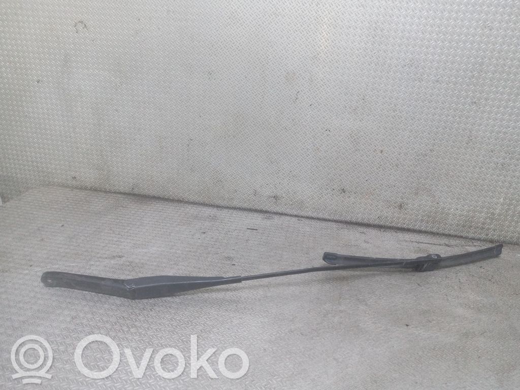 Ford Focus Windshield/front glass wiper blade 