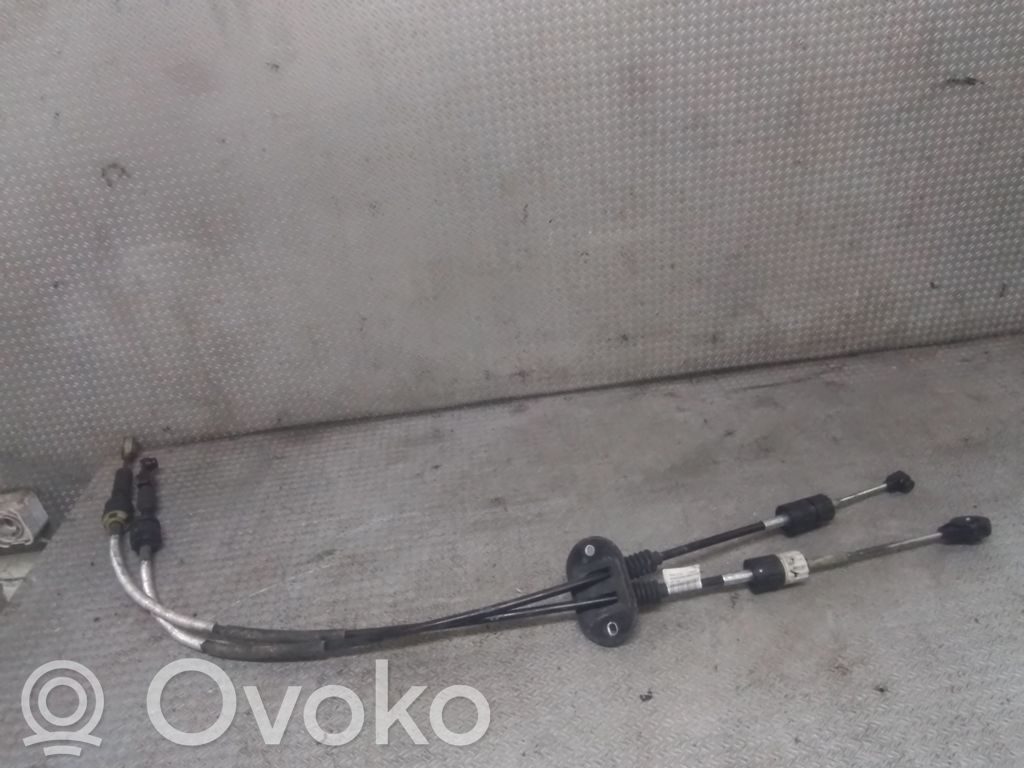 Ford Focus Gear shift cable linkage 
