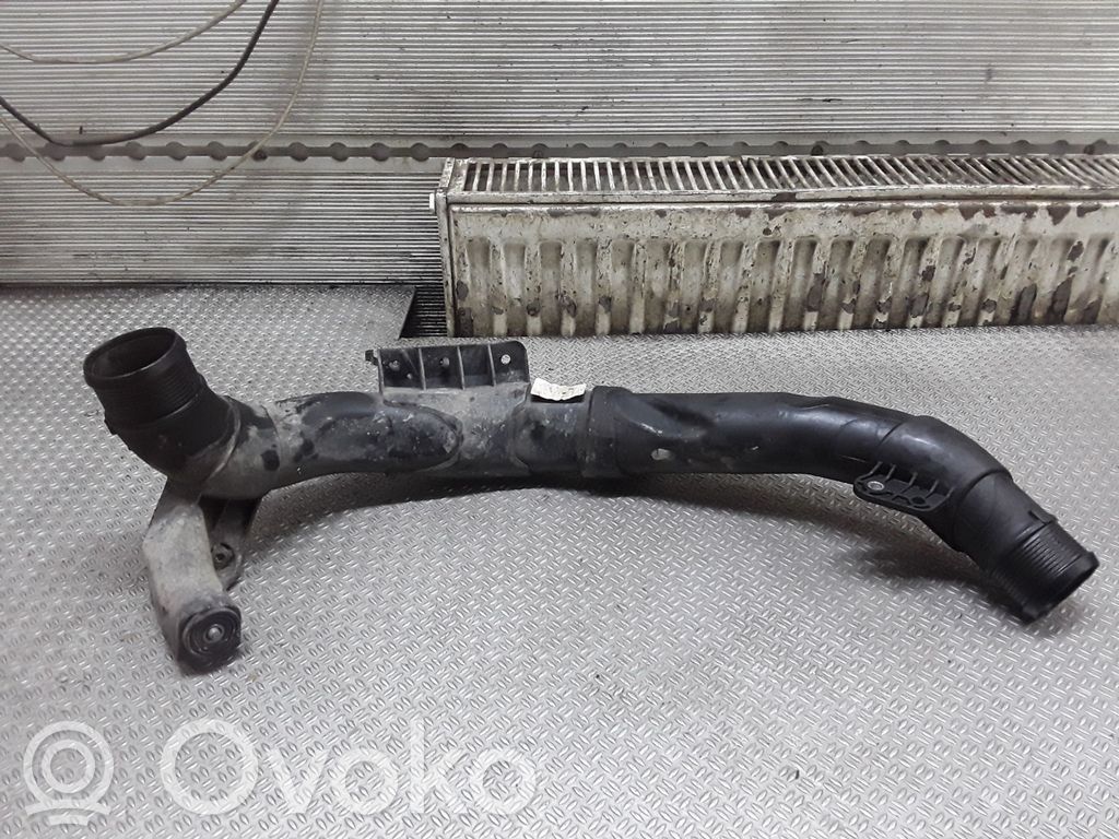 Volkswagen PASSAT B6 Intercooler hose/pipe 