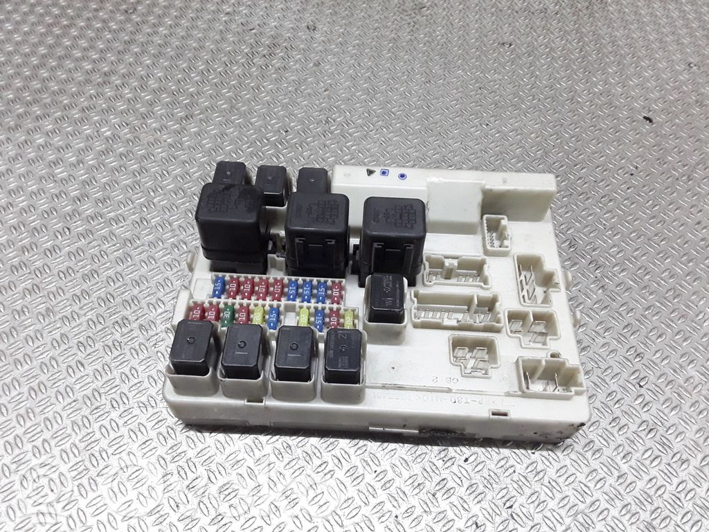 Drošinātāju bloks   284B7CL00A