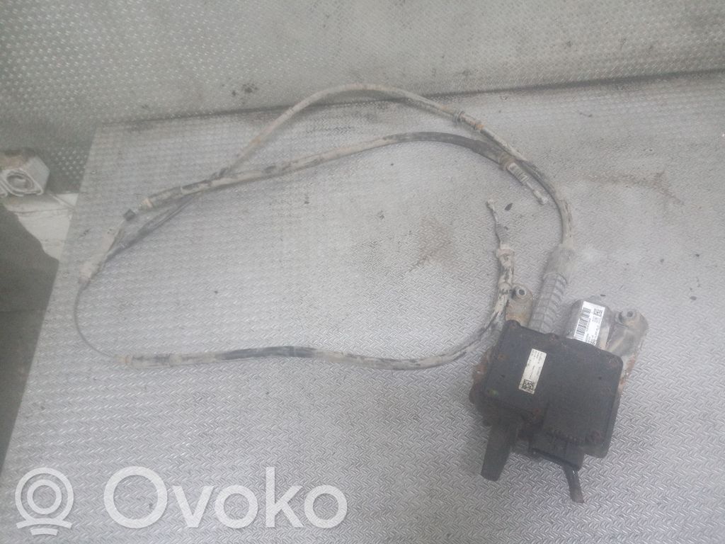Opel Astra J Módulo de control del freno de mano 