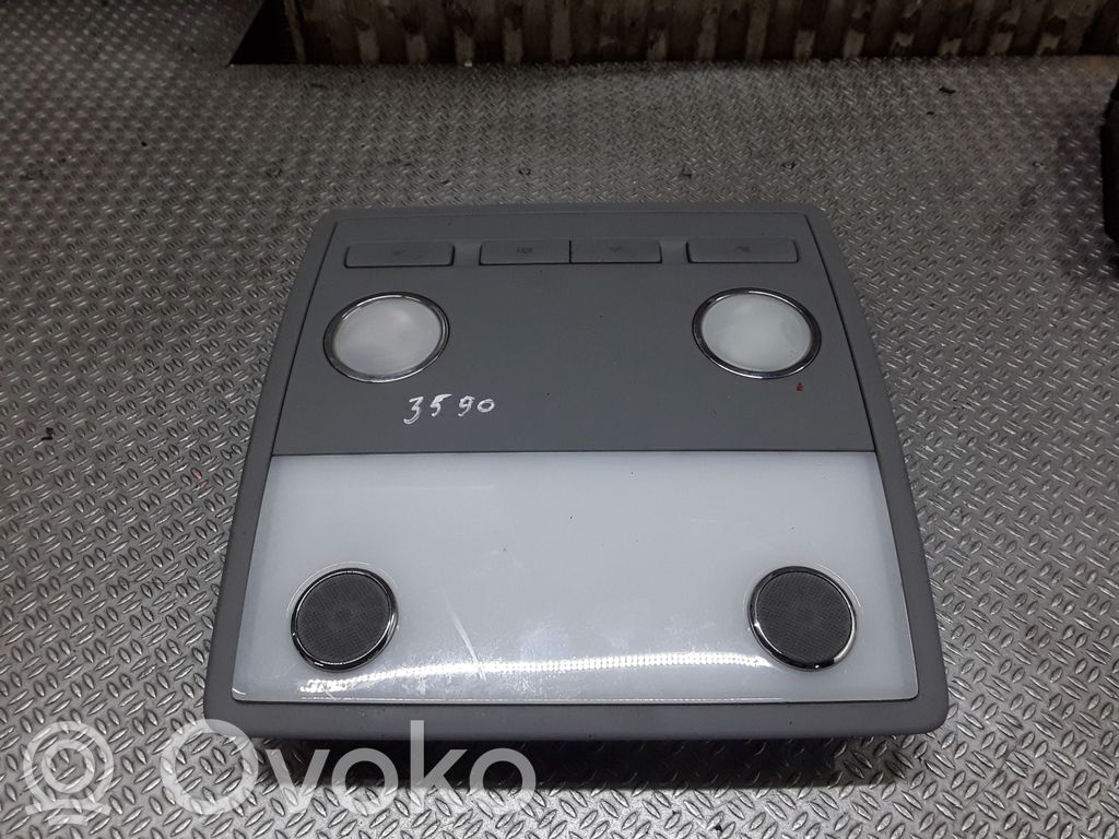 Etuistuimen valo   3D0947136