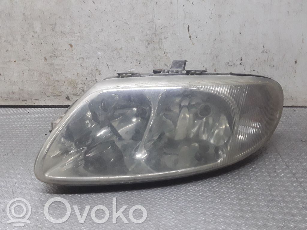 Chrysler Voyager Headlight/headlamp 