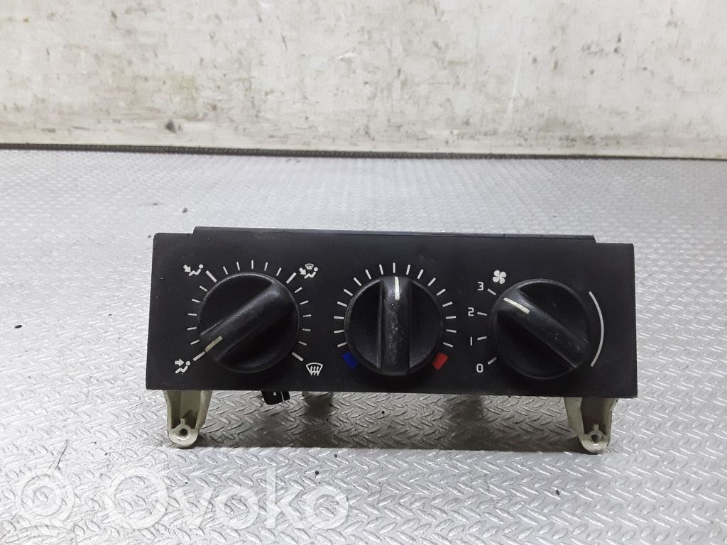 Climate control unit   133761F