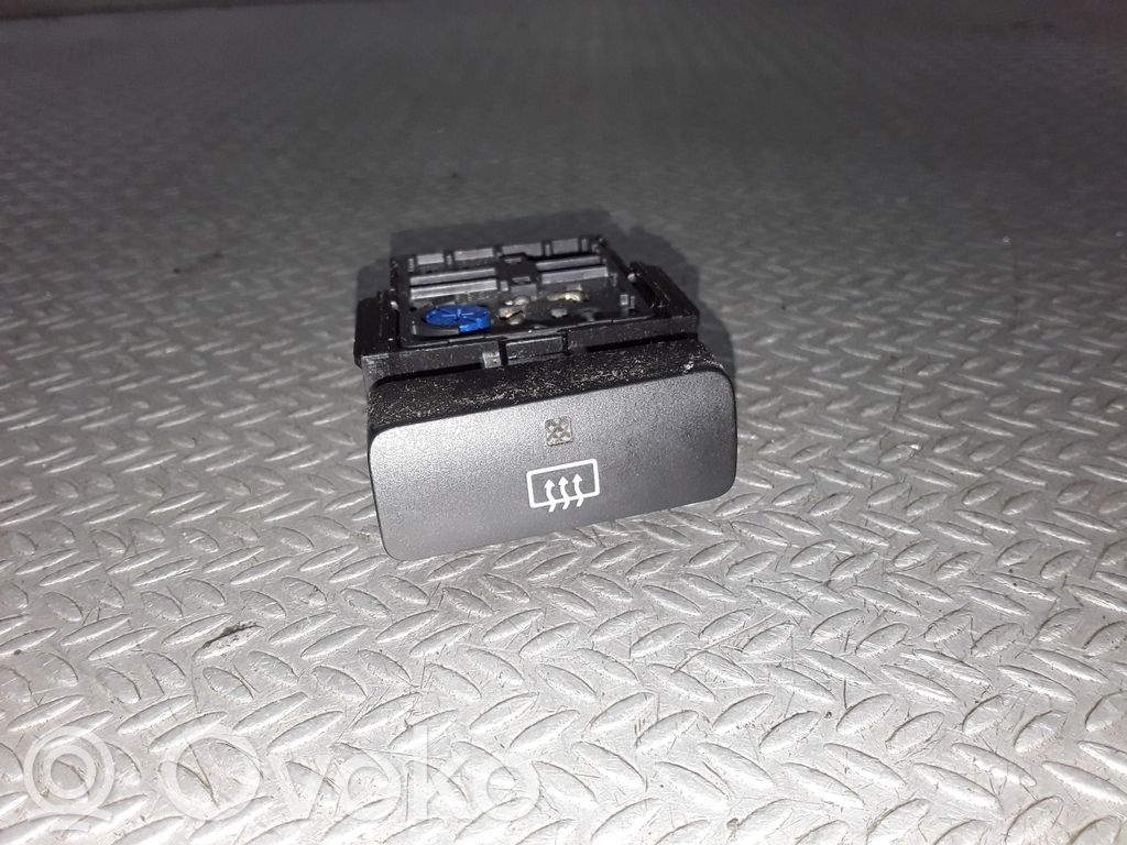 Toyota Corolla Verso AR10 Windscreen/window heater switch 