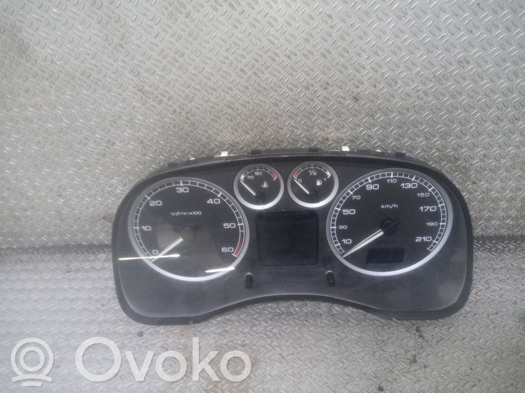 Peugeot 307 Geschwindigkeitsmesser Cockpit 