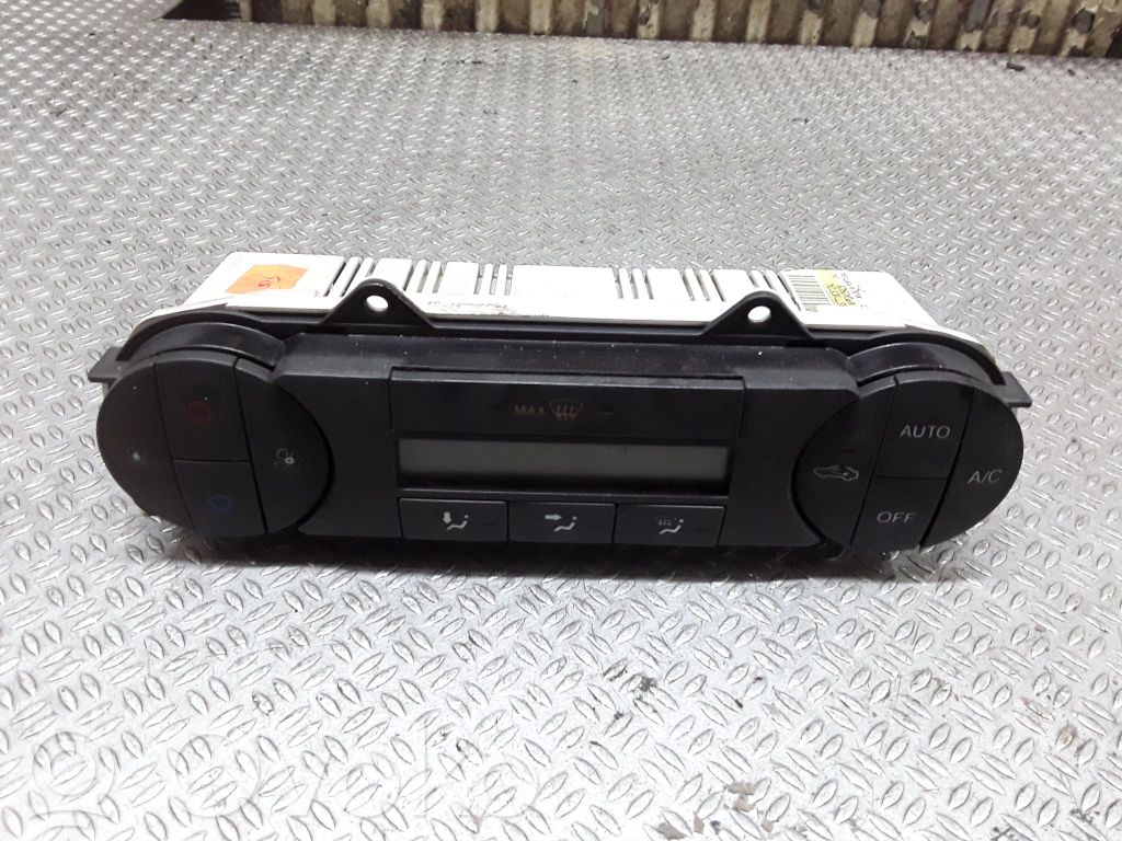 Ford Mondeo Mk III Climate control unit 
