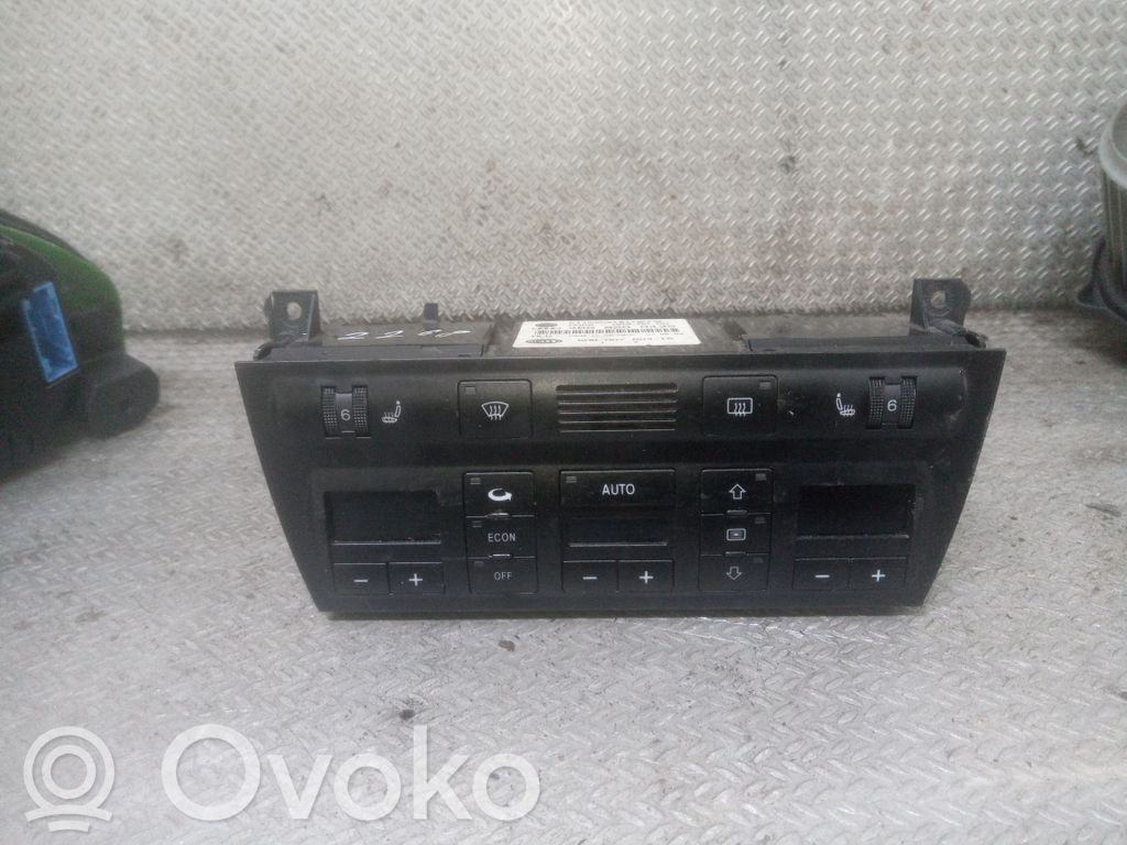Audi A6 S6 C5 4B Climate control unit 