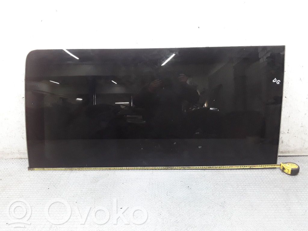 Rear side window