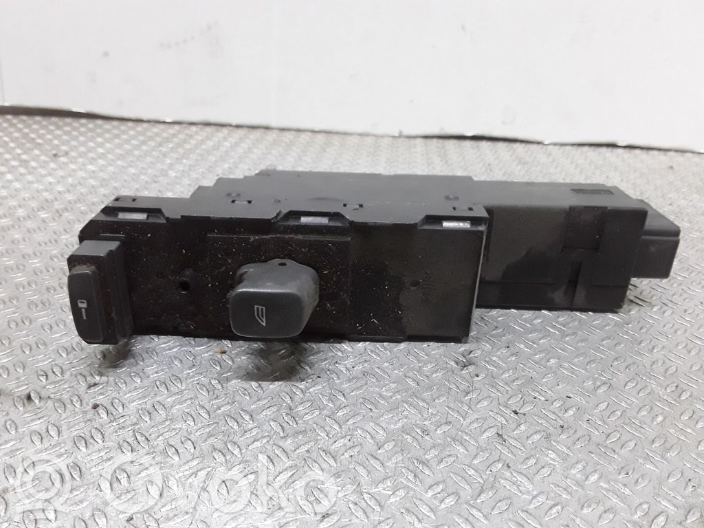 Volvo S80 Electric window control switch 